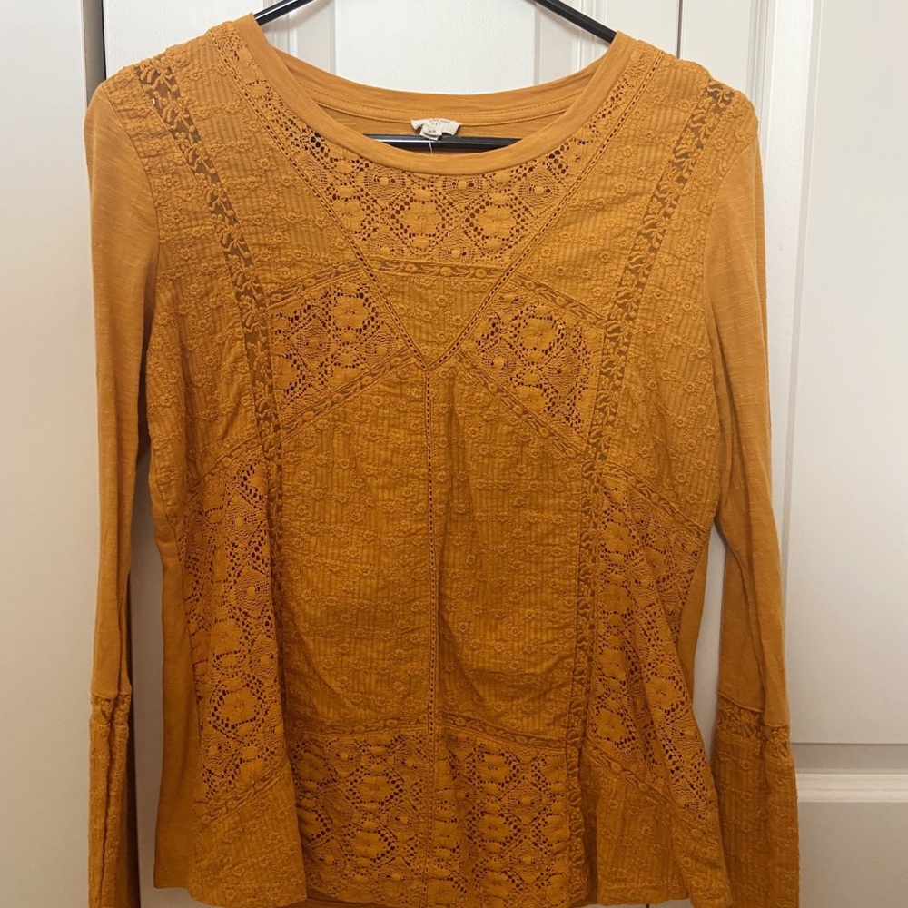 Anthropologie adze Sur Mer Mustard Lace Top